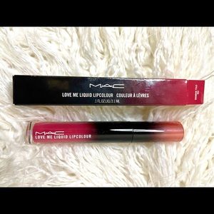 Mac Cosmetics Love Me Liquid lipstick “Still Winning”